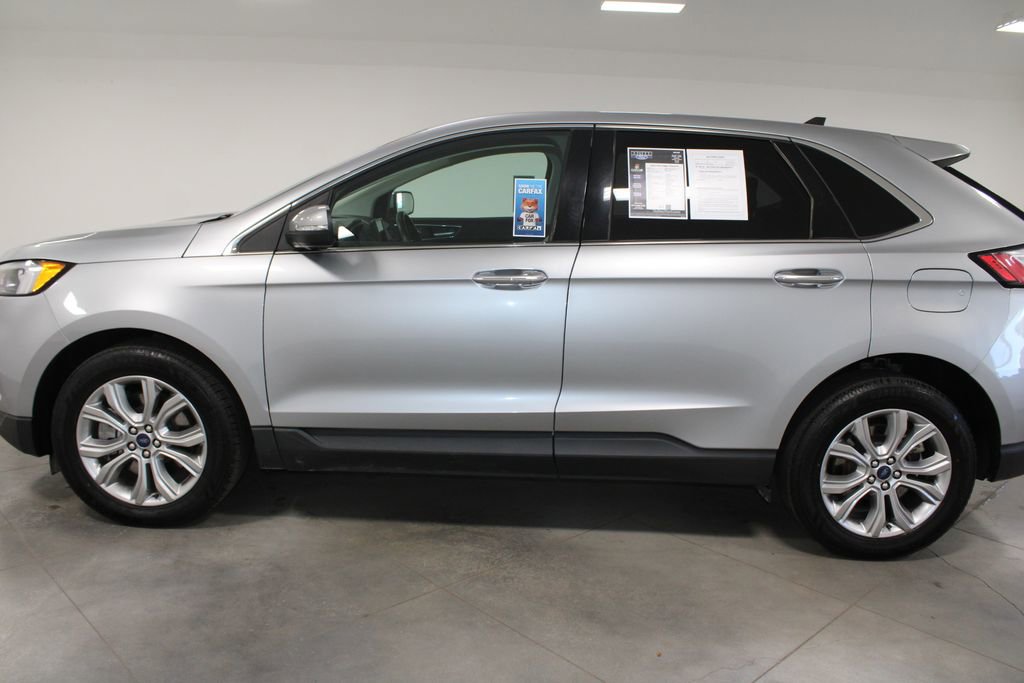 Used 2022 Ford Edge Titanium image 6