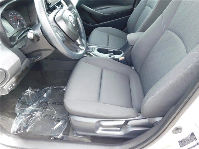 Used 2025 Toyota Corolla LE FWD image 22