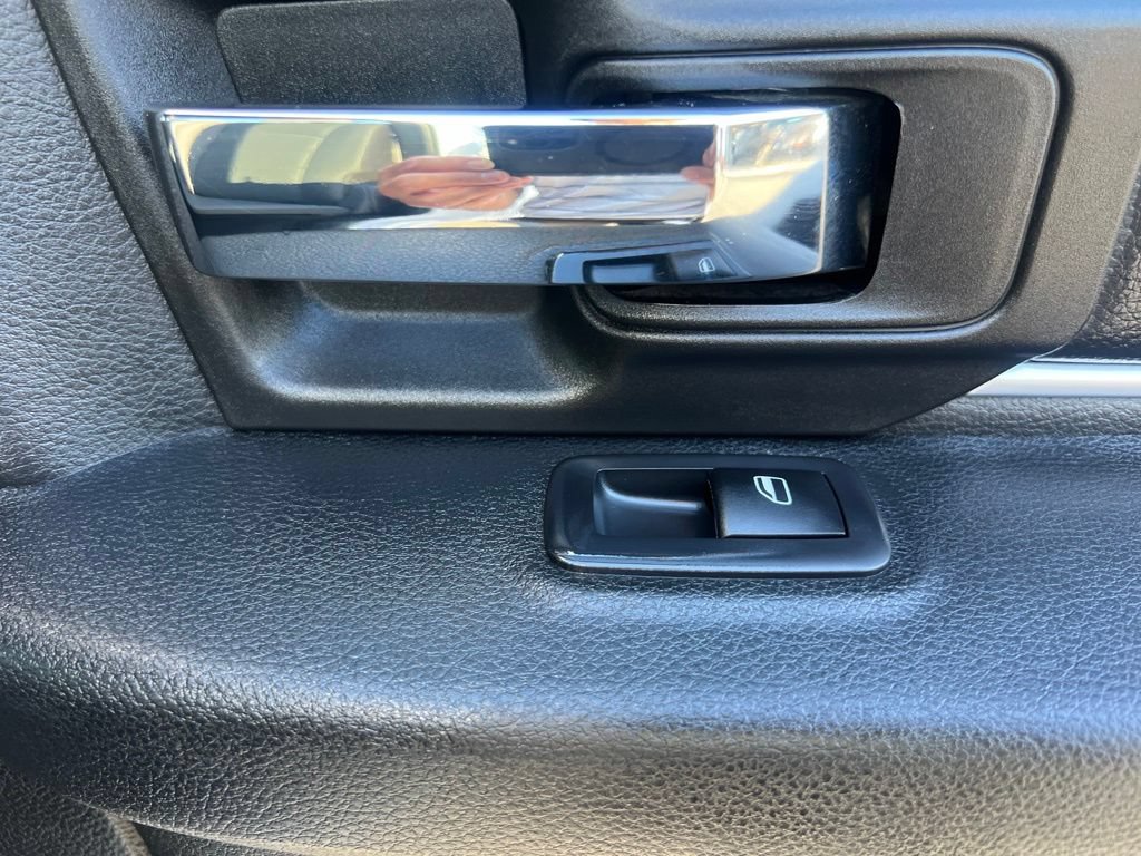 Used 2024 RAM 1500 Warlock RWD image 47