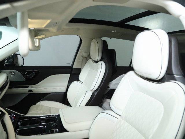 Used 2023 Lincoln Aviator Black Label image 24