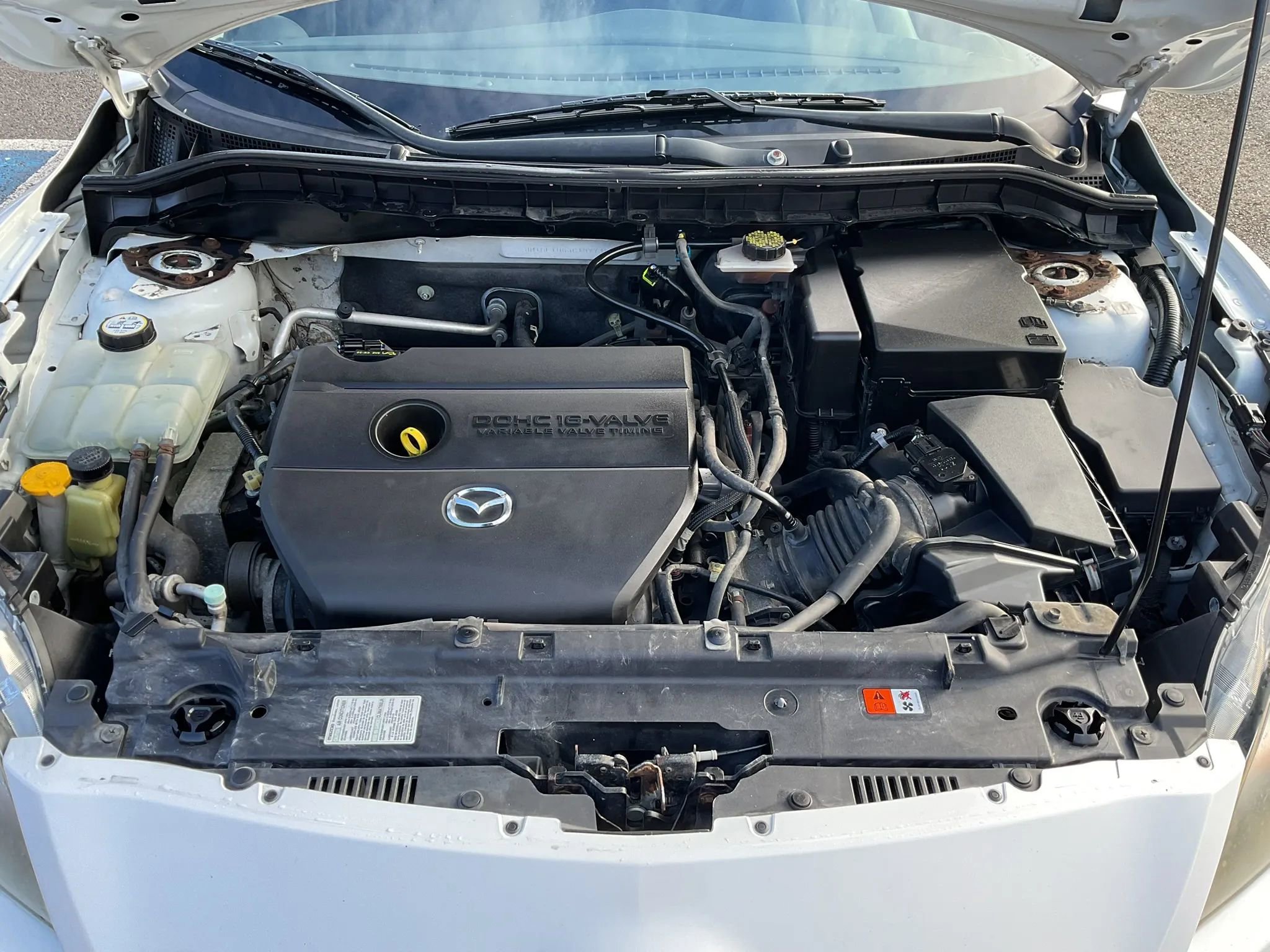 Used 2012 MAZDA MAZDA3 i Sport image 23