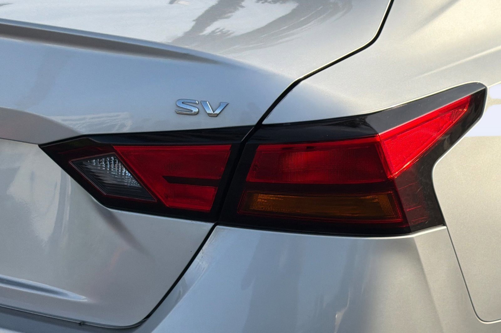 Used 2019 Nissan Altima 2.5 SV image 13