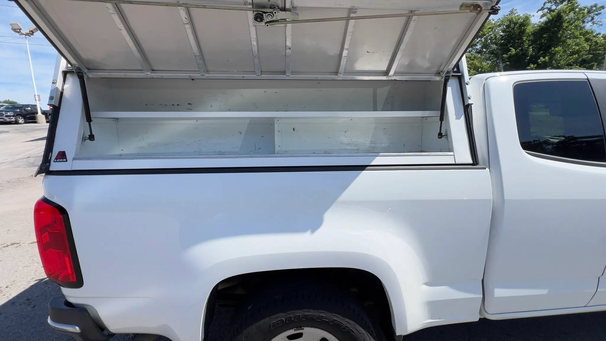 Used 2017 Chevrolet Colorado W/T w/ WT Convenience Package RWD image 13