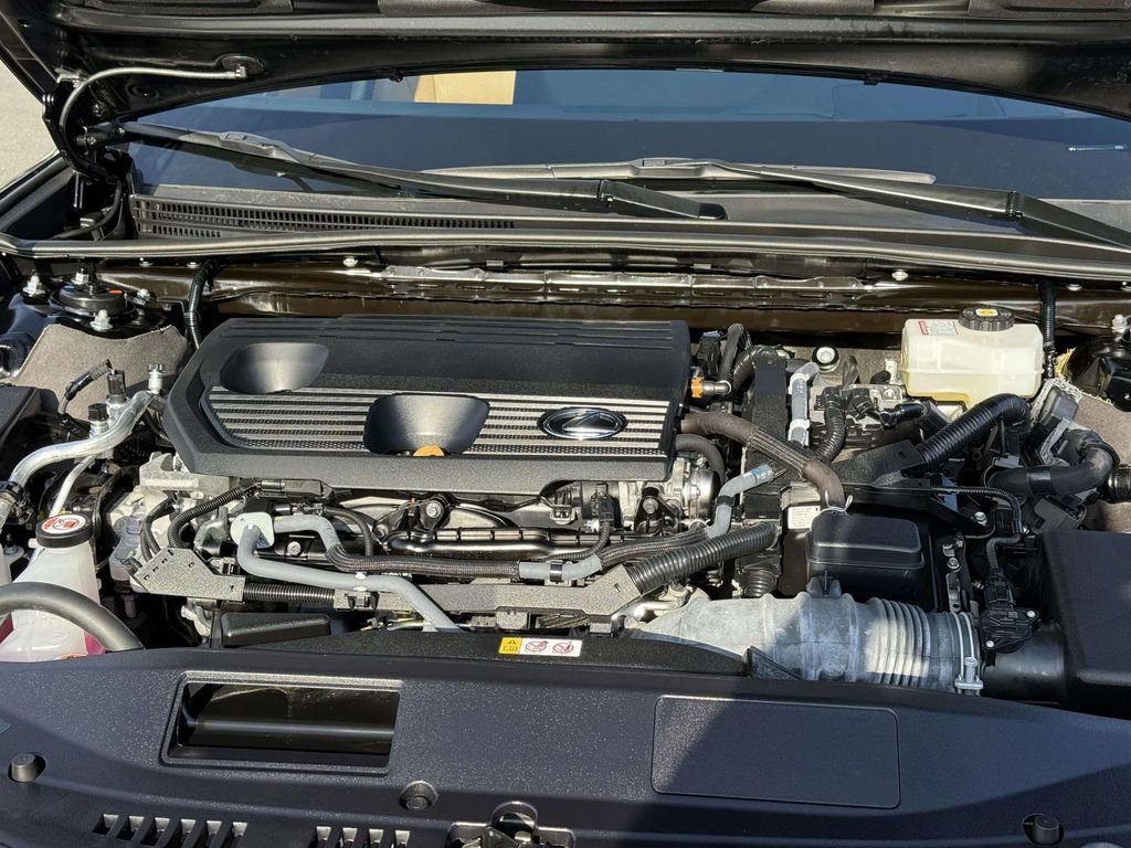 Used 2024 Lexus ES 300h Ultra Luxury image 28