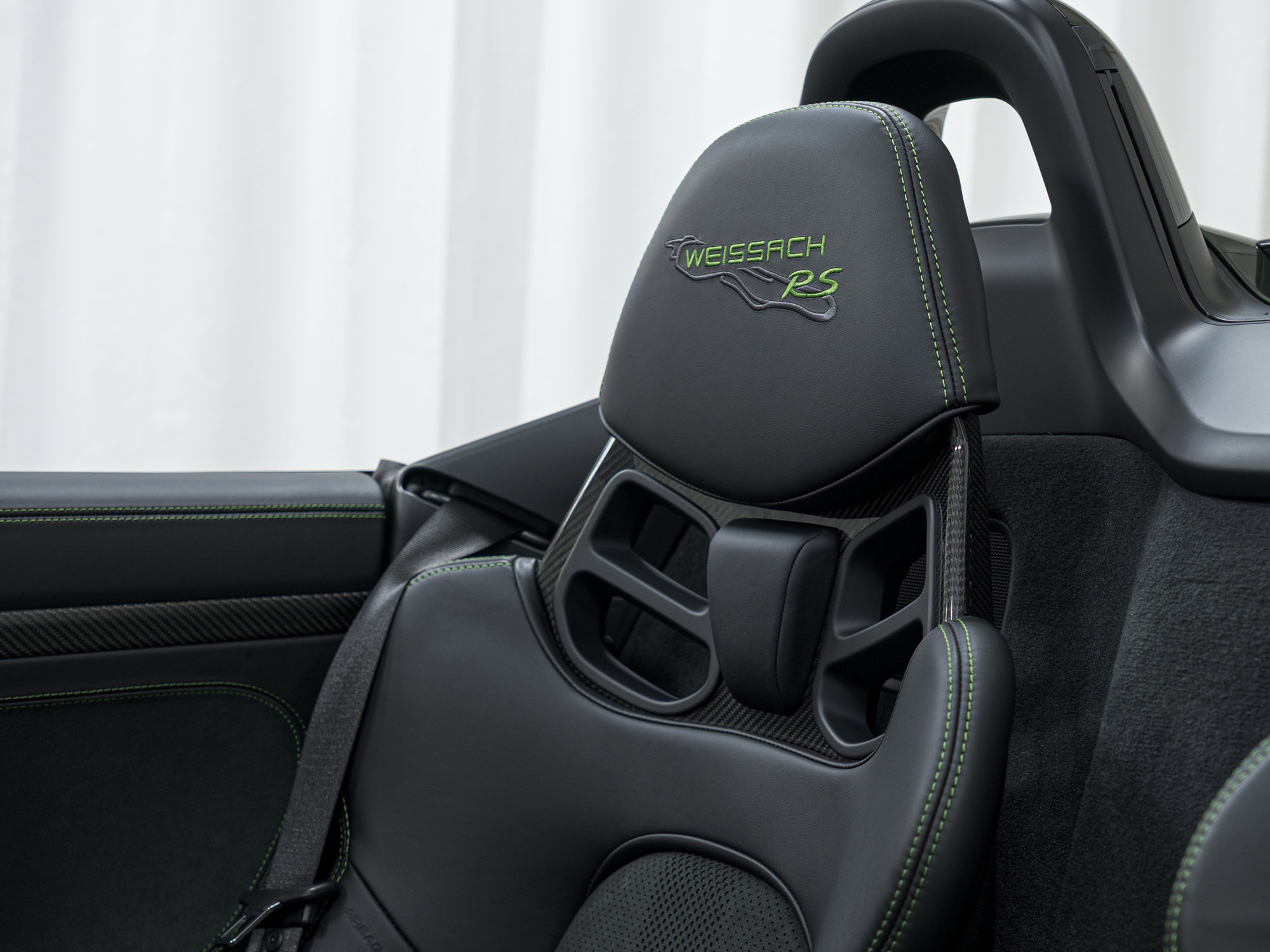 Certified 2024 Porsche 718 Boxster Spyder RS image 23