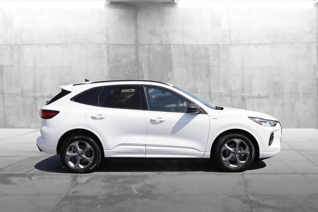 Certified 2023 Ford Escape ST-Line w/ Equipment Group 301A FWD image 5