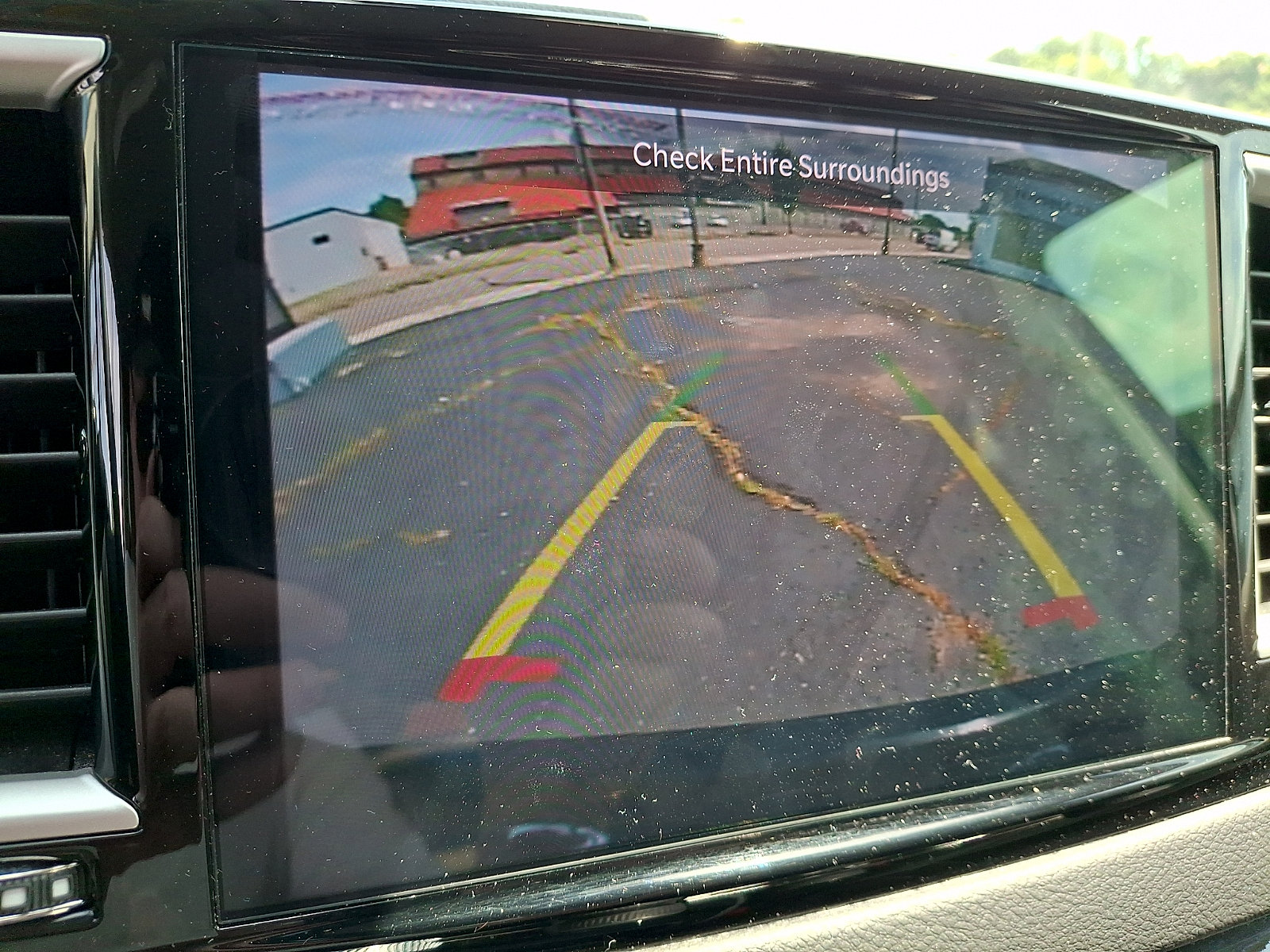 Used 2024 Chrysler Pacifica Touring-L FWD image 15