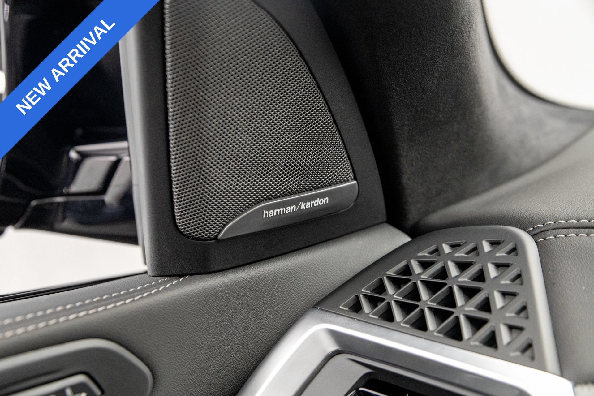 Used 2025 BMW X7 M60i w/ Executive Package AWD/4WD image 32
