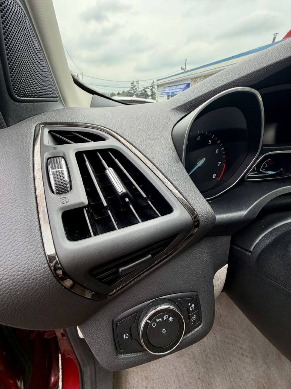 Used 2014 Ford Escape Titanium AWD/4WD image 15