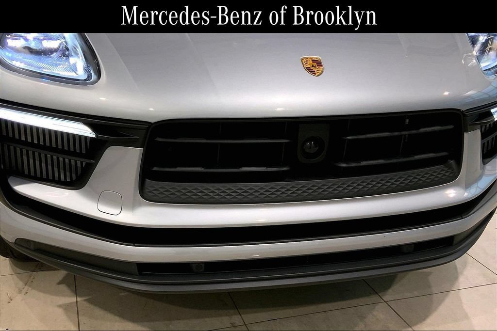 Used 2025 Porsche Macan S AWD/4WD image 30