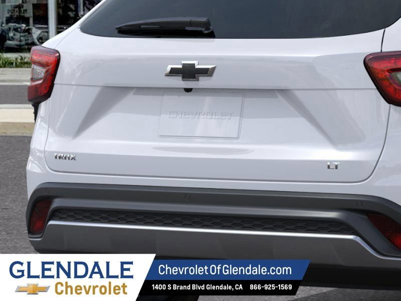 New 2026 Chevrolet Trax LT w/ Driver Confidence Package FWD image 14