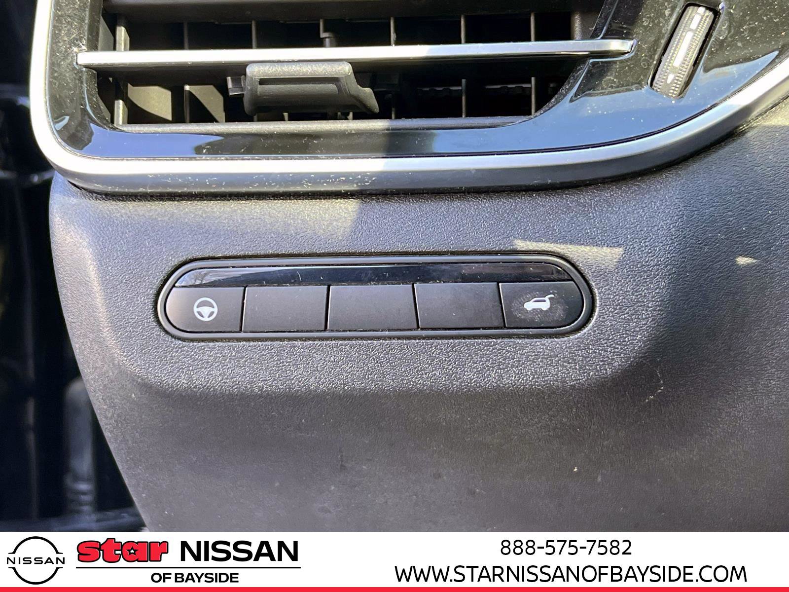 Used 2025 INFINITI QX60 Luxe w/ Cargo Package image 17