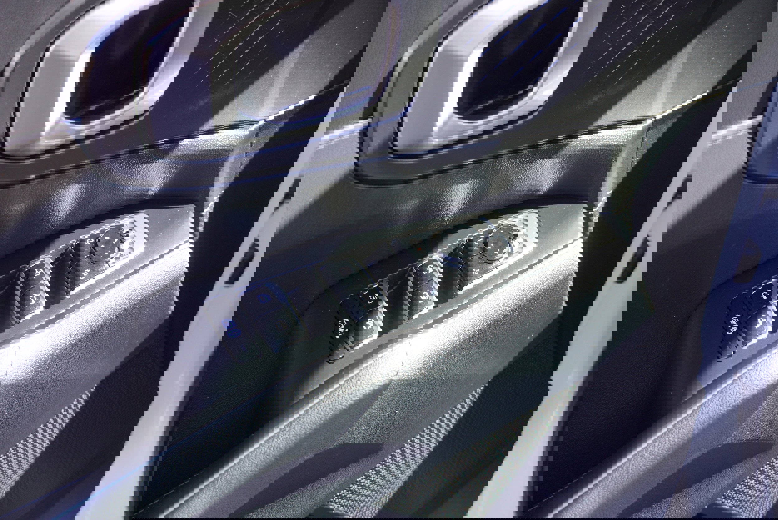 Used 2024 Kia Sorento S image 20