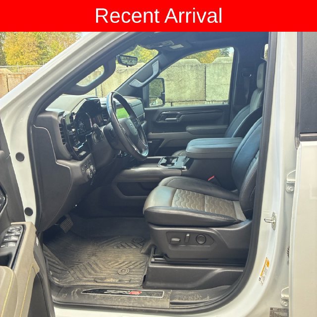 Used 2025 Chevrolet Silverado 2500 ZR2 w/ ZR2 Bison Edition AWD/4WD image 5
