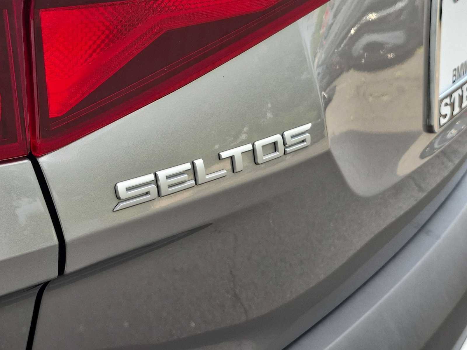 Used 2023 Kia Seltos LX AWD/4WD image 13