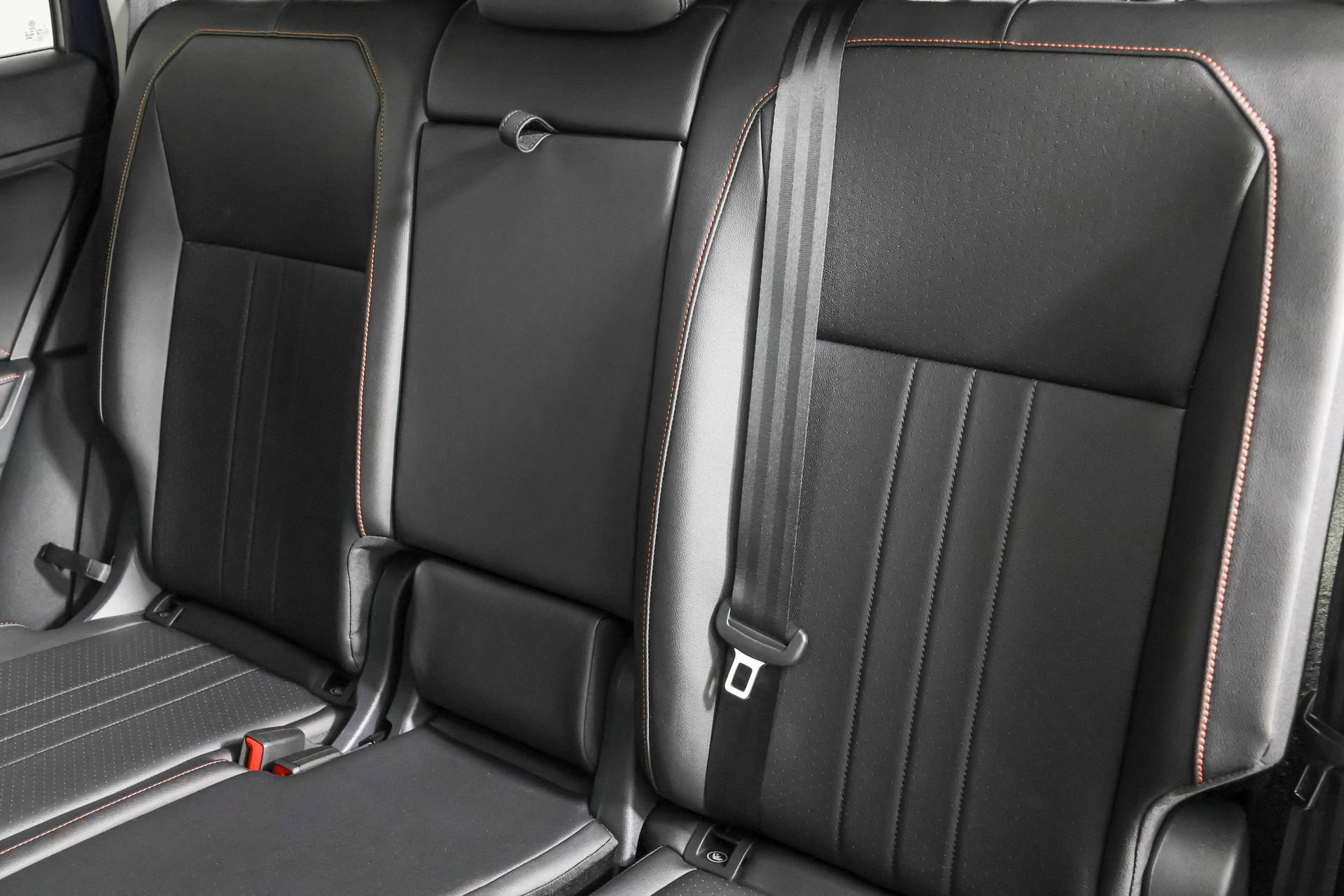 Used 2024 Volkswagen Tiguan Wolfsburg Edition w/ Panoramic Sunroof Package AWD/4WD image 37