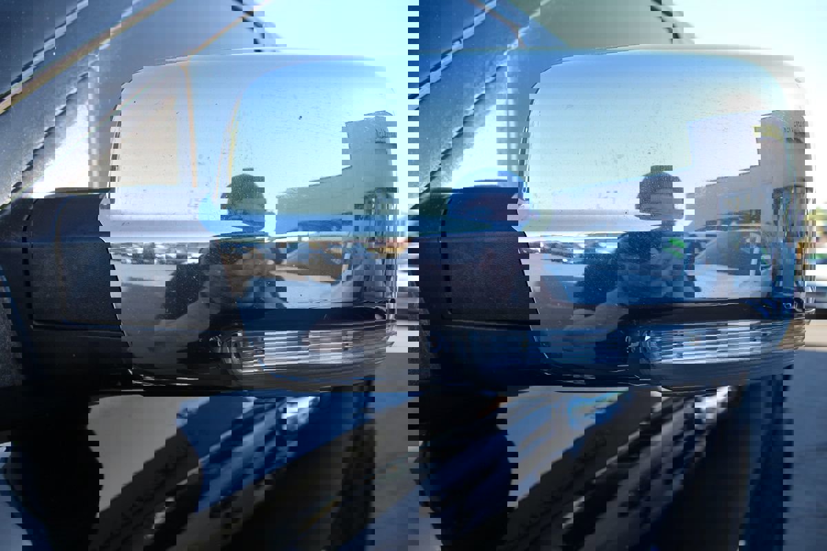 Used 2014 RAM 1500 Laramie w/ Convenience Group image 13