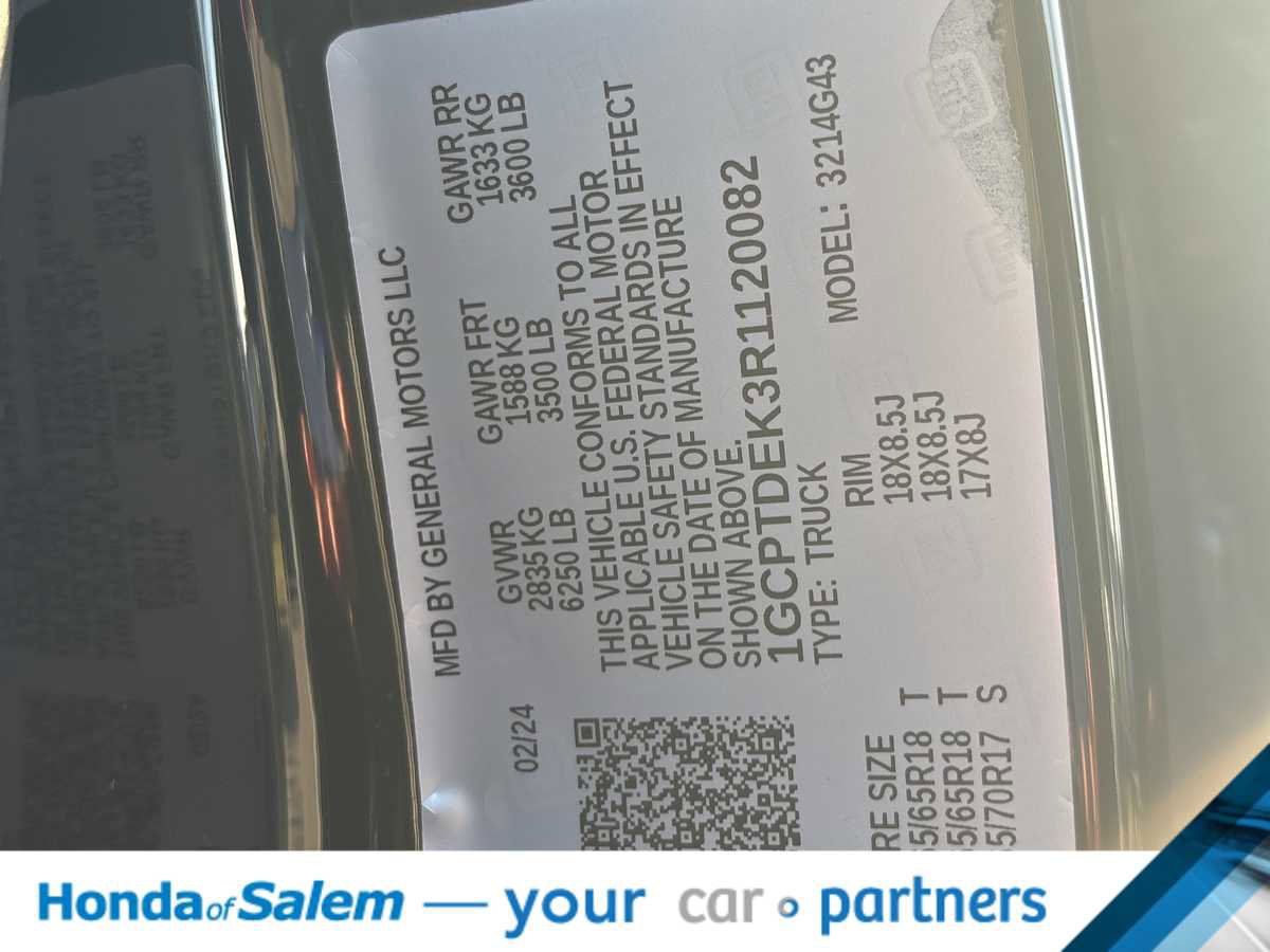 Used 2024 Chevrolet Colorado Z71 w/ Z71 Convenience Package 2 image 22