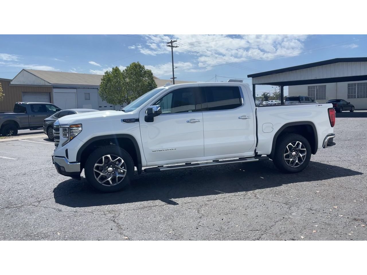 New 2026 GMC Sierra 1500 SLT w/ SLT Premium Plus Package AWD/4WD image 7
