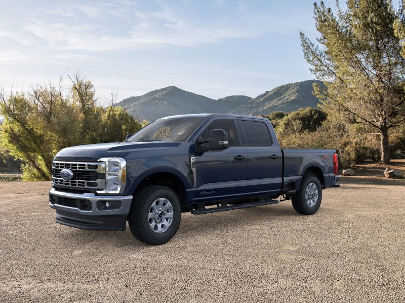 New 2025 Ford F350 XLT image 1