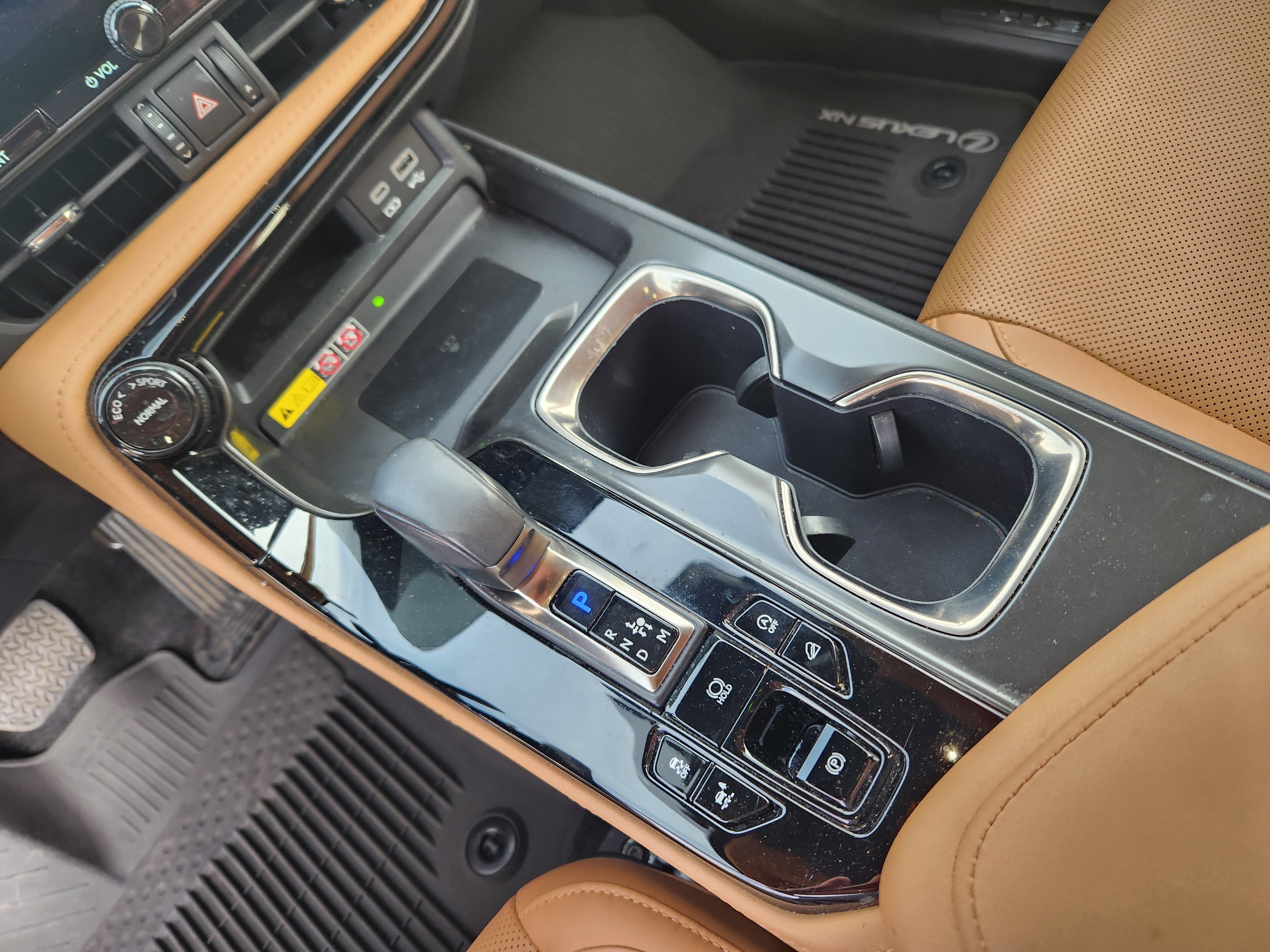 Used 2022 Lexus NX 350 AWD w/ Vision Package image 14