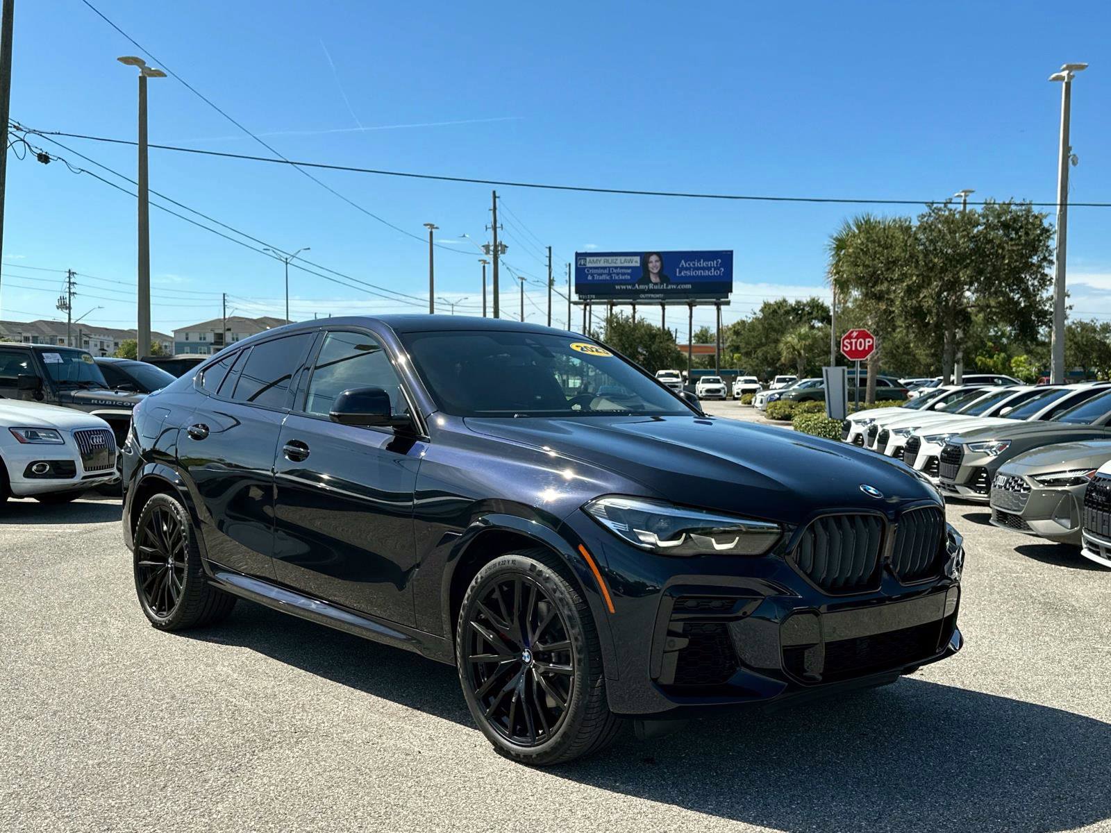 Used 2023 BMW X6 xDrive40i w/ M Sport Package image 2