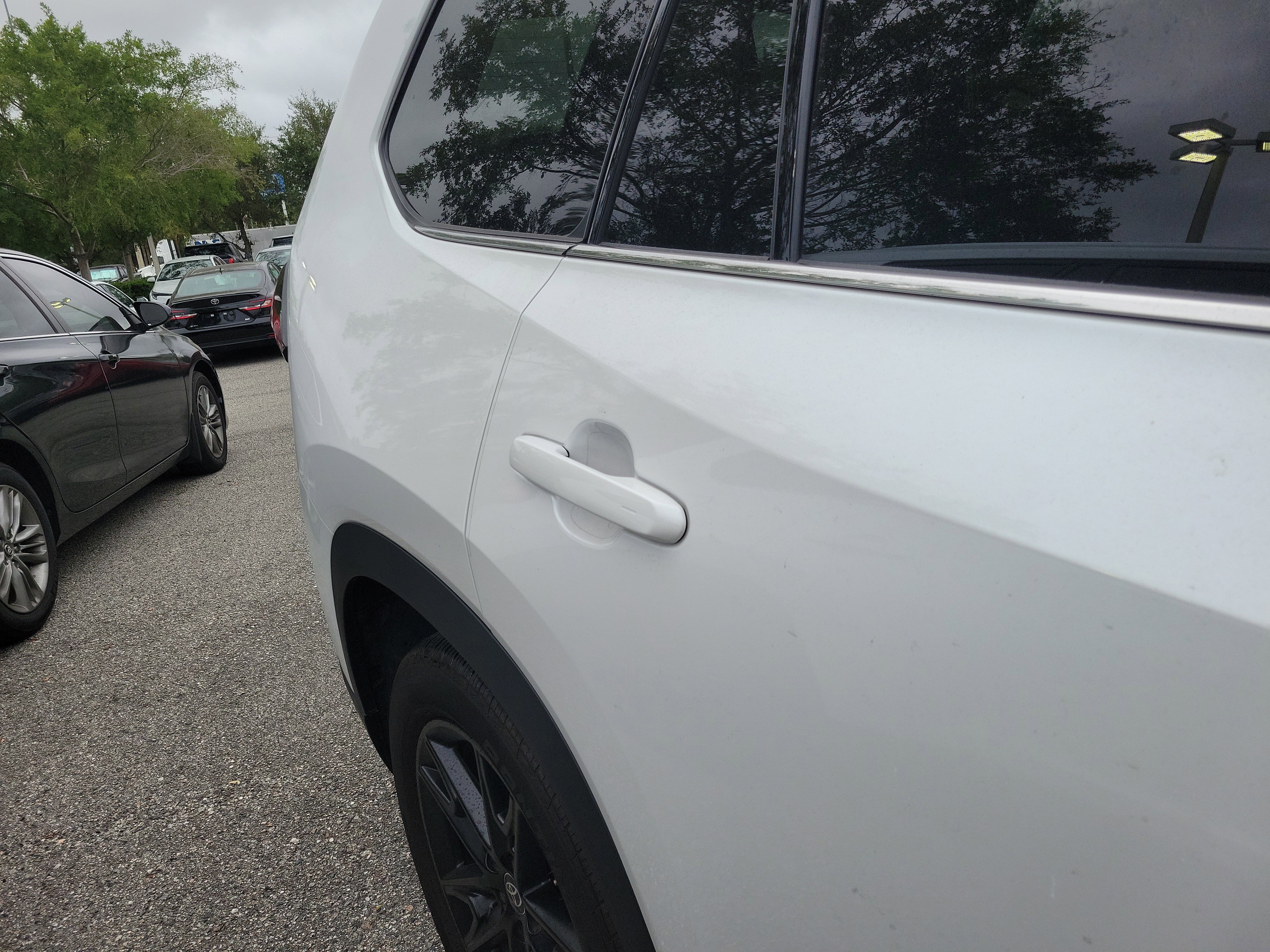 Used 2025 Toyota Grand Highlander AWD Hybrid image 13