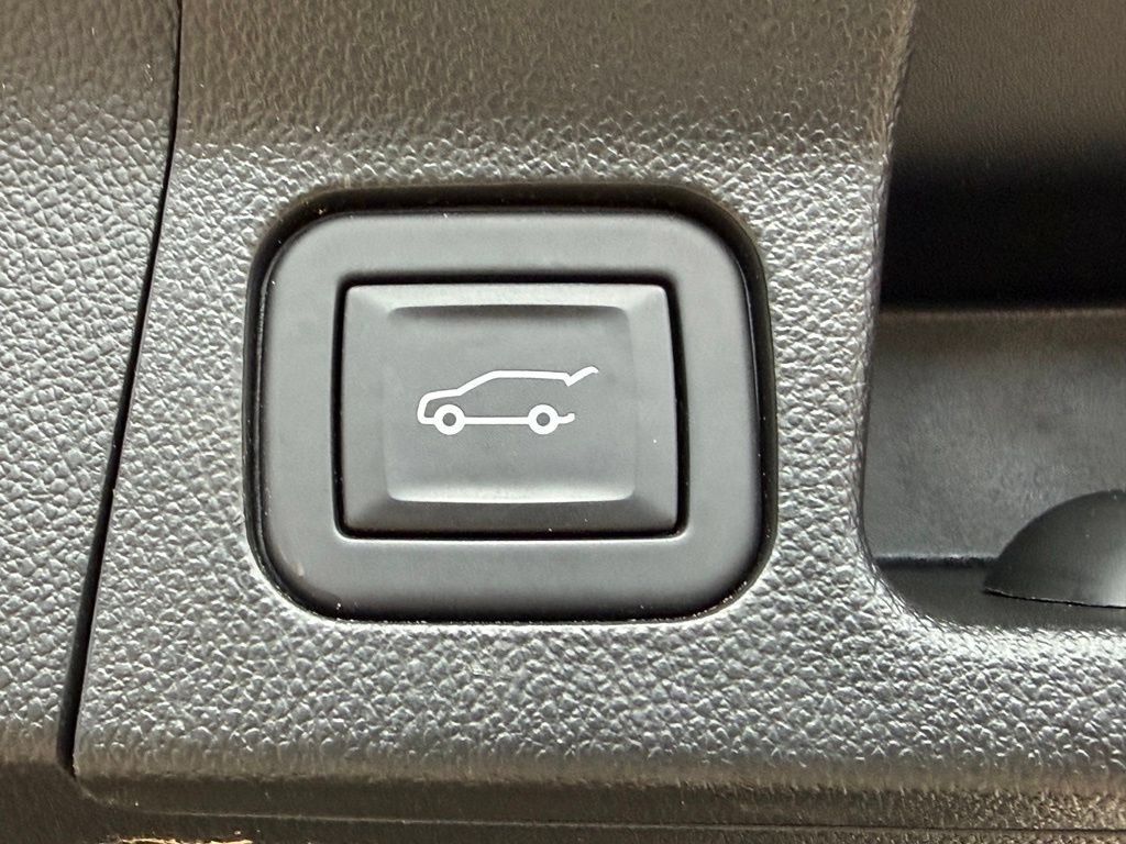 Used 2023 GMC Acadia SLE w/ Driver Convenience Package AWD/4WD image 40
