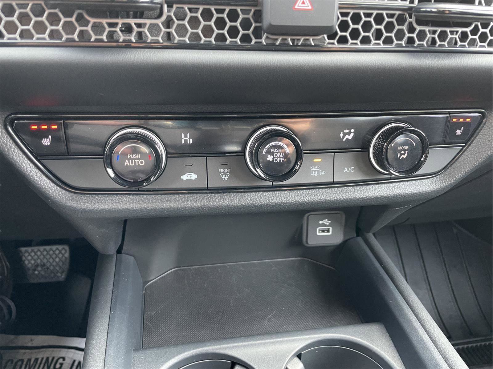 Used 2023 Honda HR-V Sport image 29