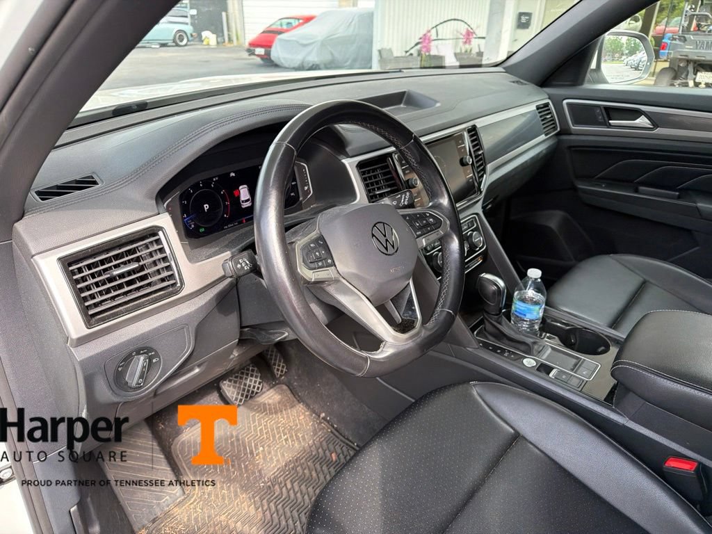 Used 2020 Volkswagen Atlas Cross Sport SEL FWD image 14