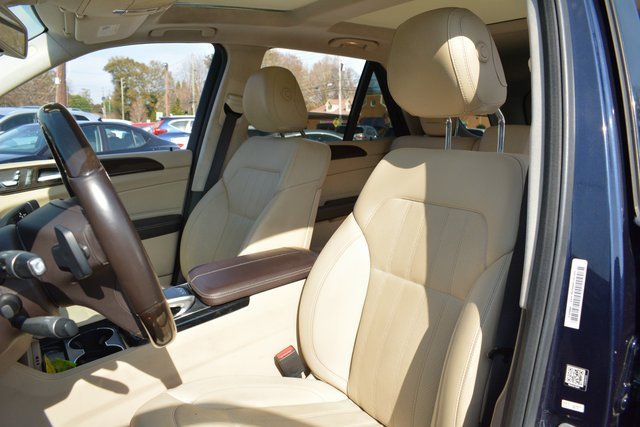 Used 2018 Mercedes-Benz GLE 350 w/ Premium 1 Package image 15