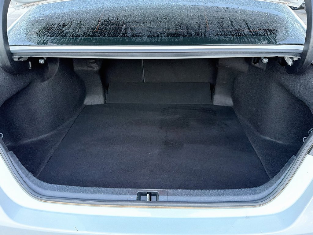 Used 2022 Toyota Camry SE FWD image 12