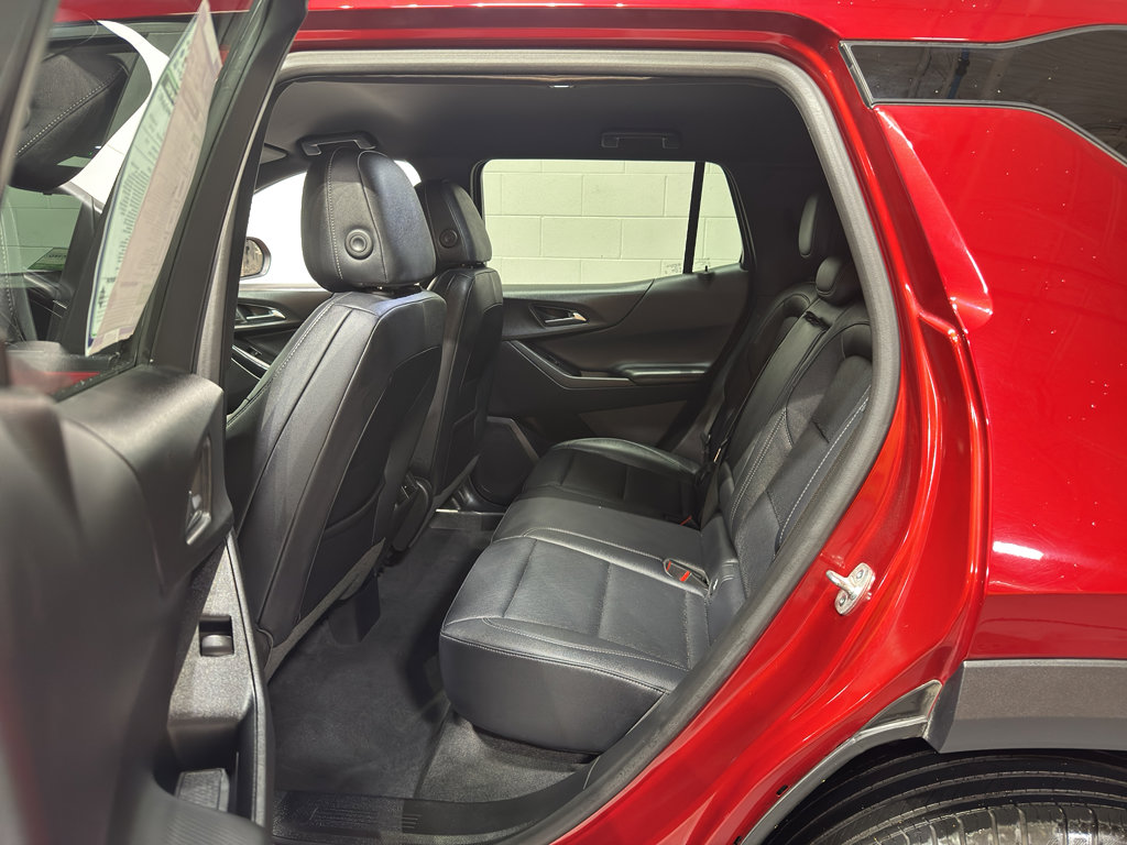 Used 2025 Chevrolet Equinox LT w/ Convenience Package II image 11