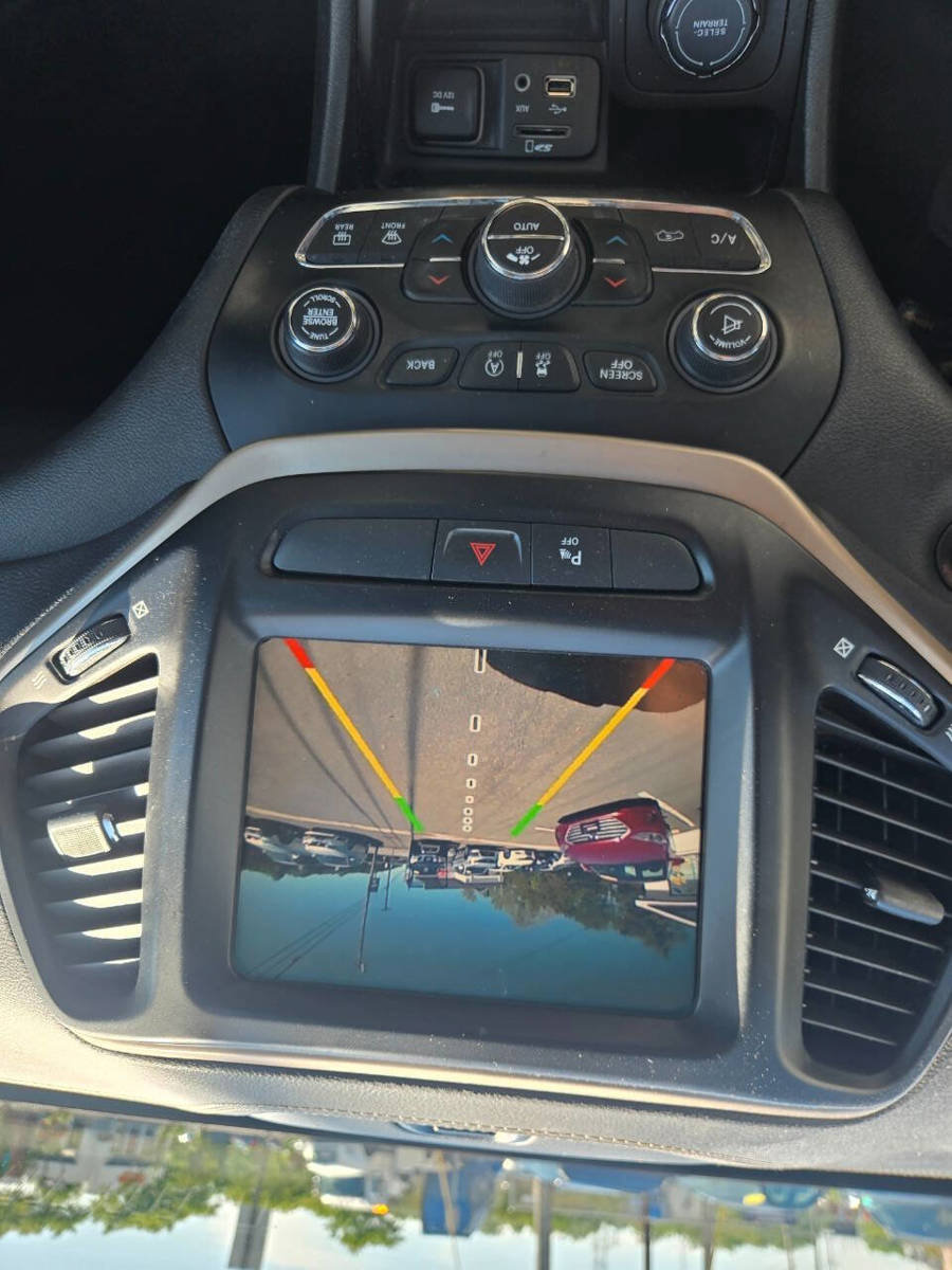 Used 2016 Jeep Cherokee Limited w/ Luxury Group AWD/4WD image 50