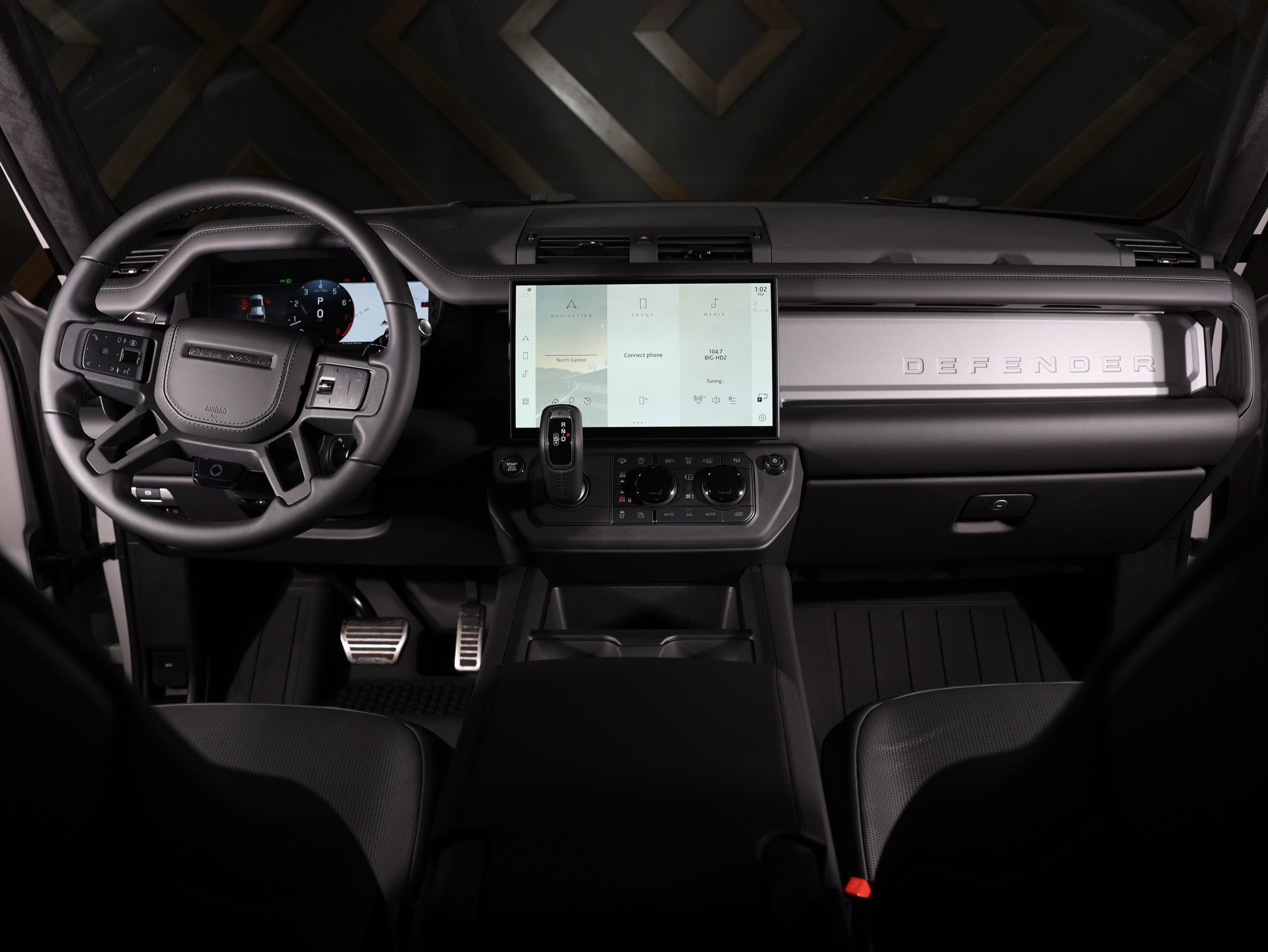 Used 2026 Land Rover Defender 110 image 5