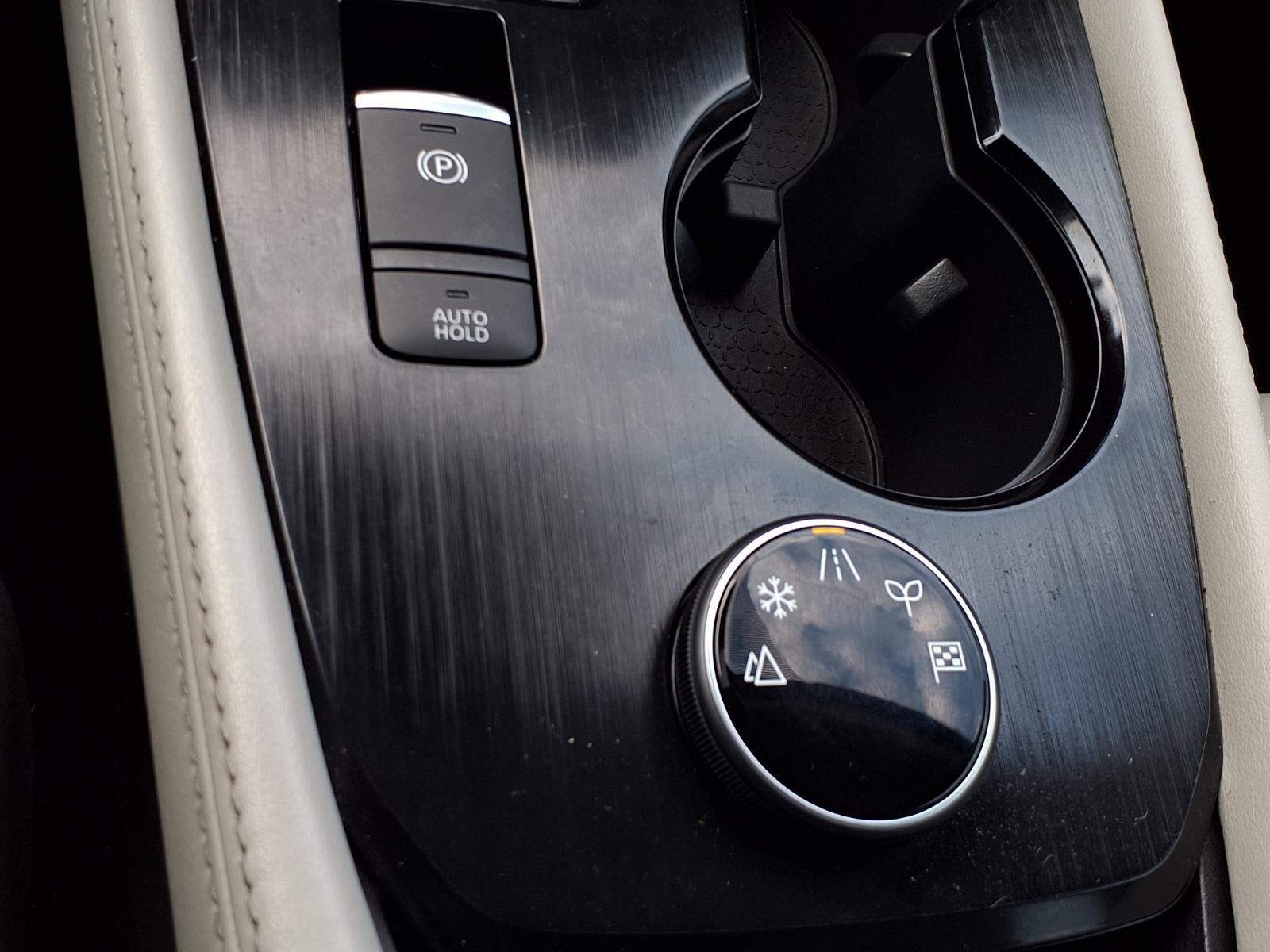 Used 2023 Nissan Rogue SL w/ SL Premium Package image 21