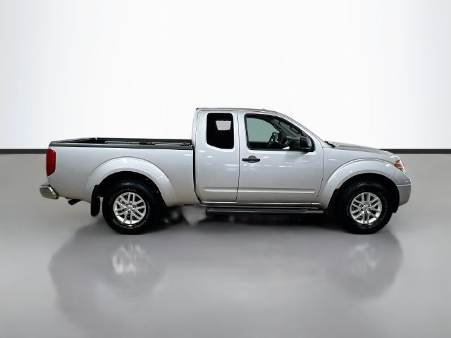 Used 2014 Nissan Frontier SV w/ SV Value Truck Package RWD image 8