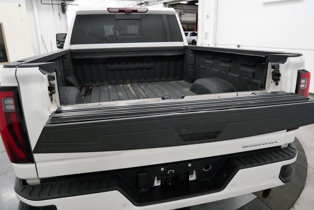 Used 2024 GMC Sierra 2500 Denali w/ Denali Reserve Package AWD/4WD image 39