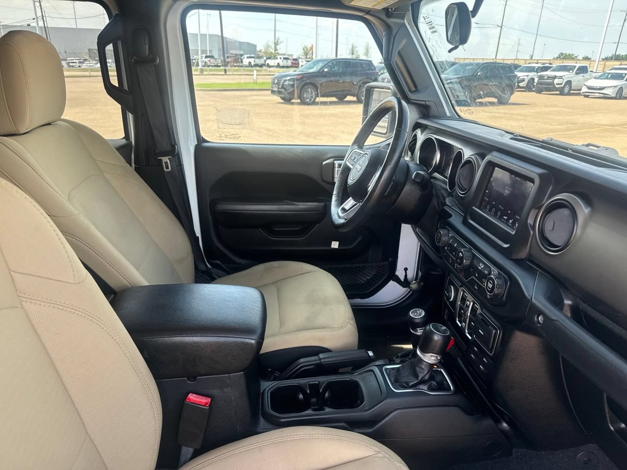 Used 2020 Jeep Gladiator Sport w/ Quick Order Package 24S AWD/4WD image 28