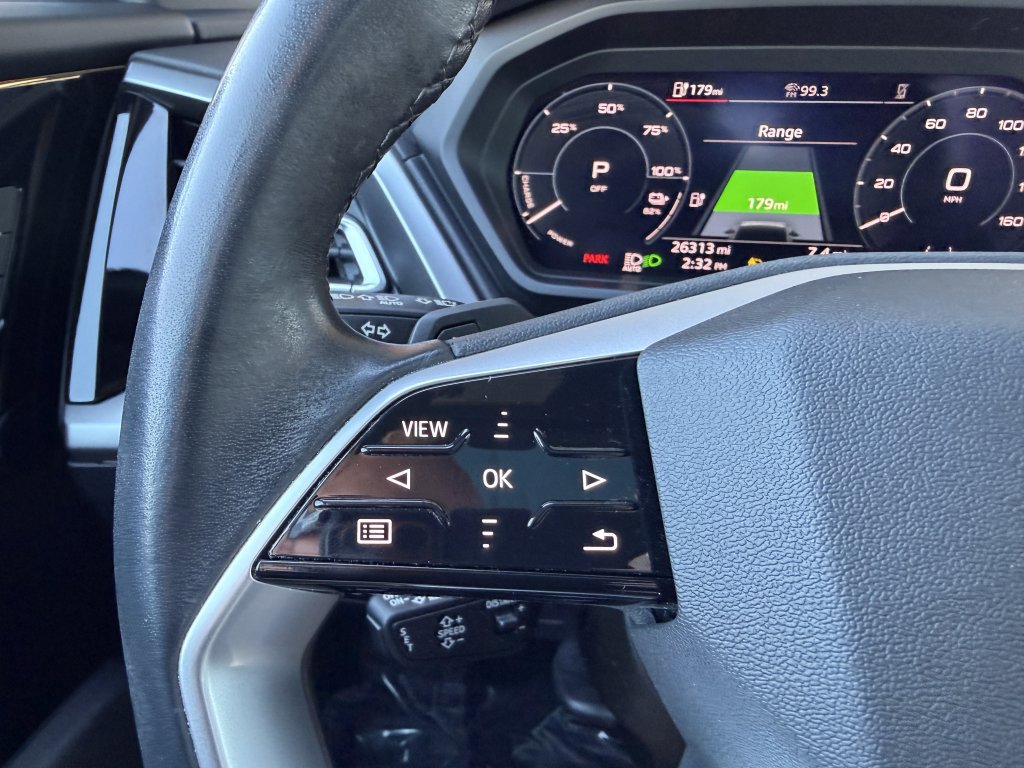 Used 2024 Audi Q4 e-tron Premium w/ Convenience Package image 30