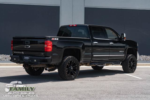 Used 2016 Chevrolet Silverado 3500 LTZ AWD/4WD image 12