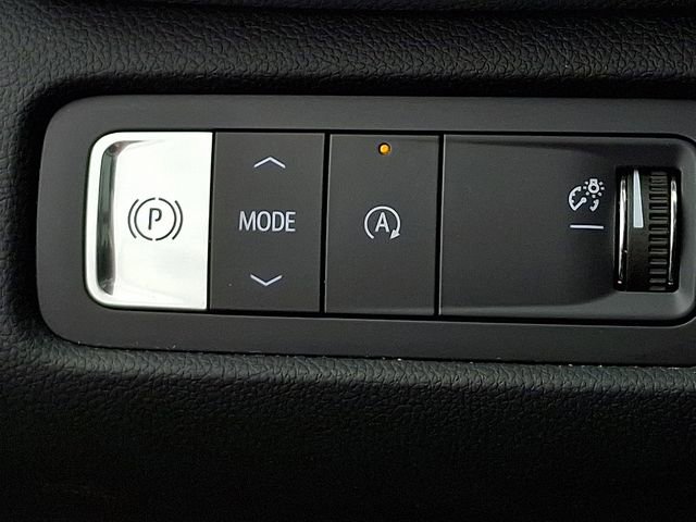 Certified 2025 GMC Acadia Denali image 27