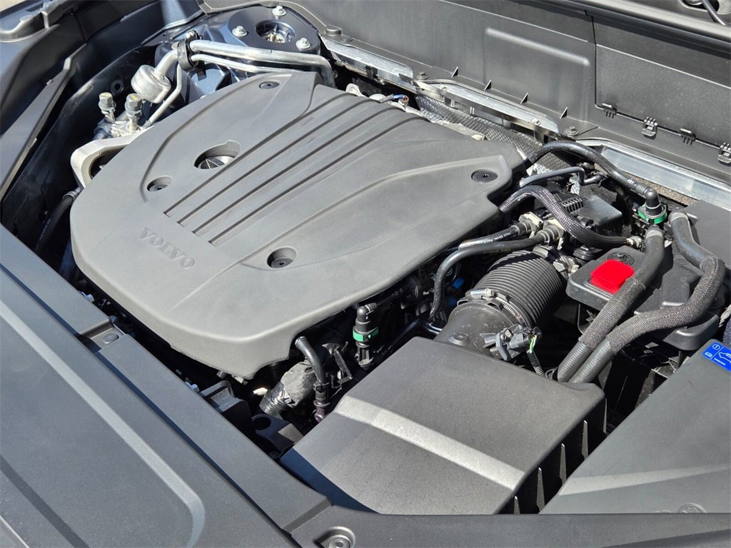 New 2026 Volvo XC90 B5 Core w/ Protection Package image 20