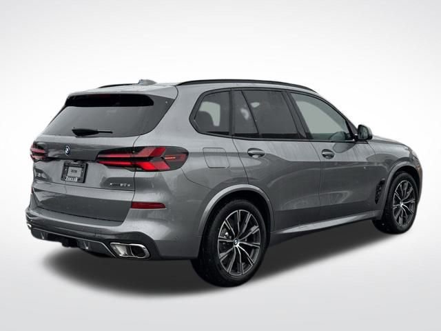New 2026 BMW X5 xDrive50e w/ M Sport Package image 5
