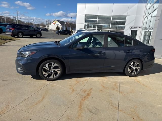 Used 2024 Subaru Legacy Premium image 4