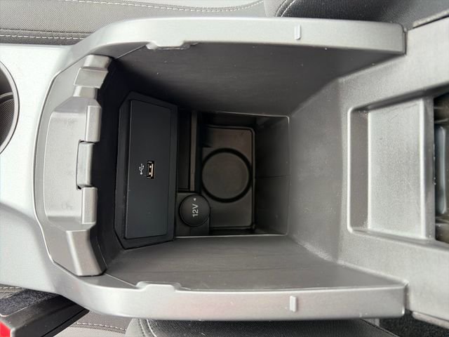 Used 2017 Ford C-MAX SE image 31