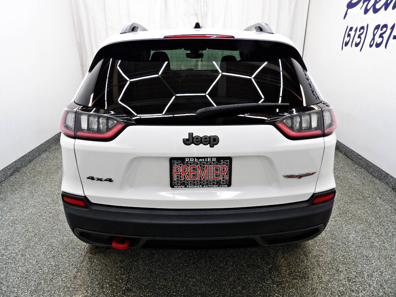 Used 2019 Jeep Cherokee Trailhawk AWD/4WD image 5