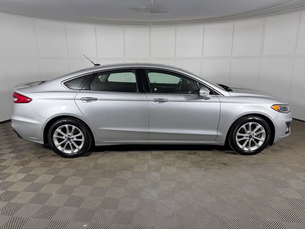 Used 2019 Ford Fusion Energi Titanium FWD image 15