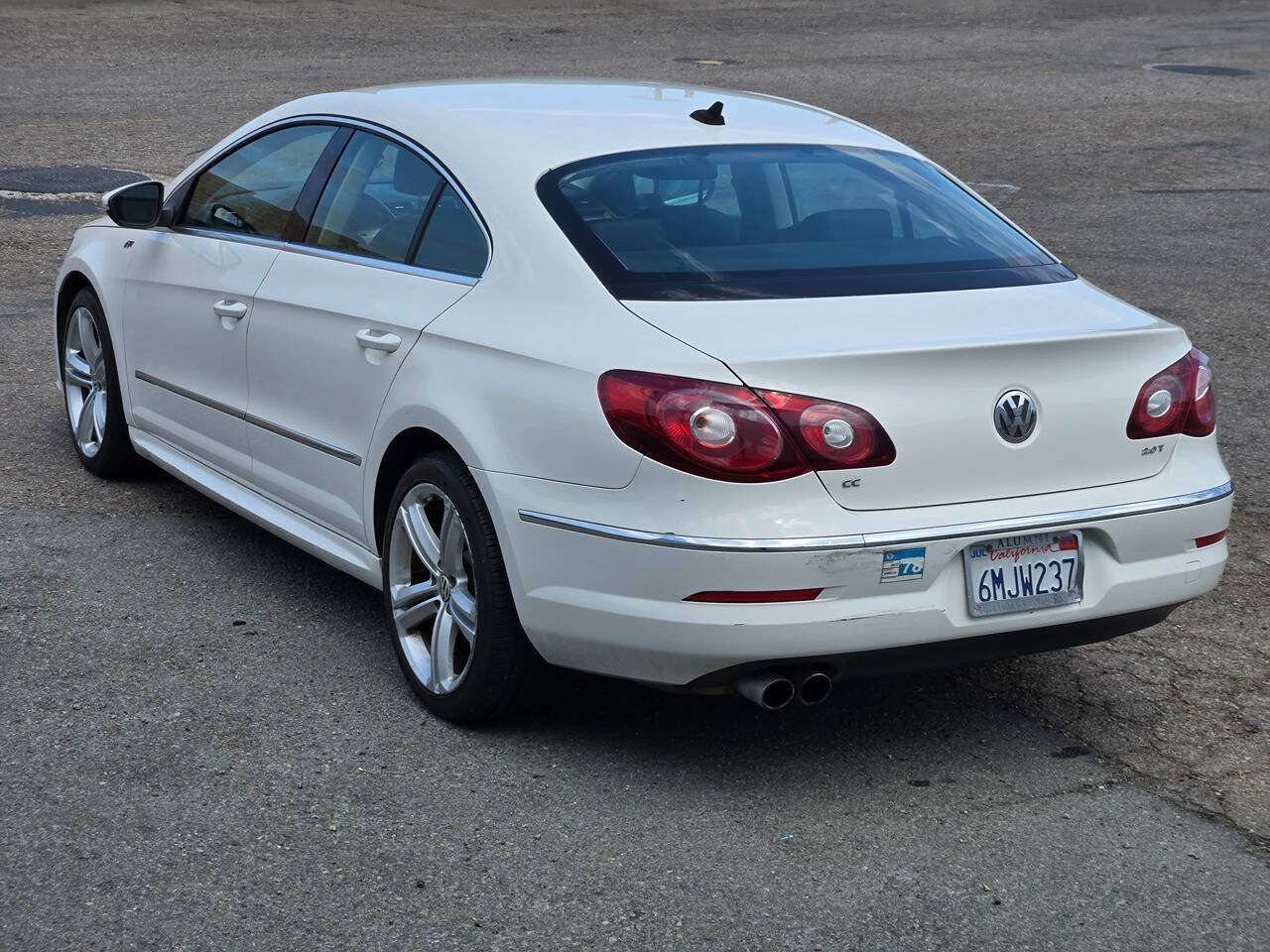 Used 2010 Volkswagen CC Sport FWD image 16