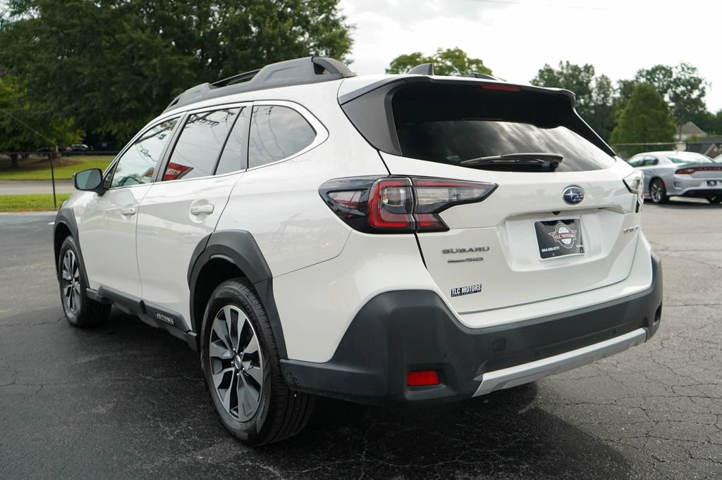 Used 2024 Subaru Outback Limited AWD/4WD image 3